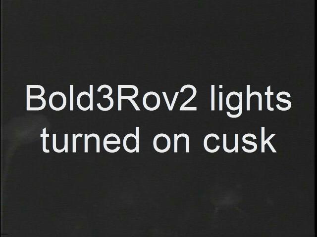 bold3rov2cusknotstartledwhenlightsonat125.JPG